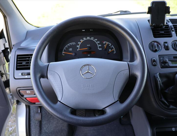Mercedes-Benz Vito 22