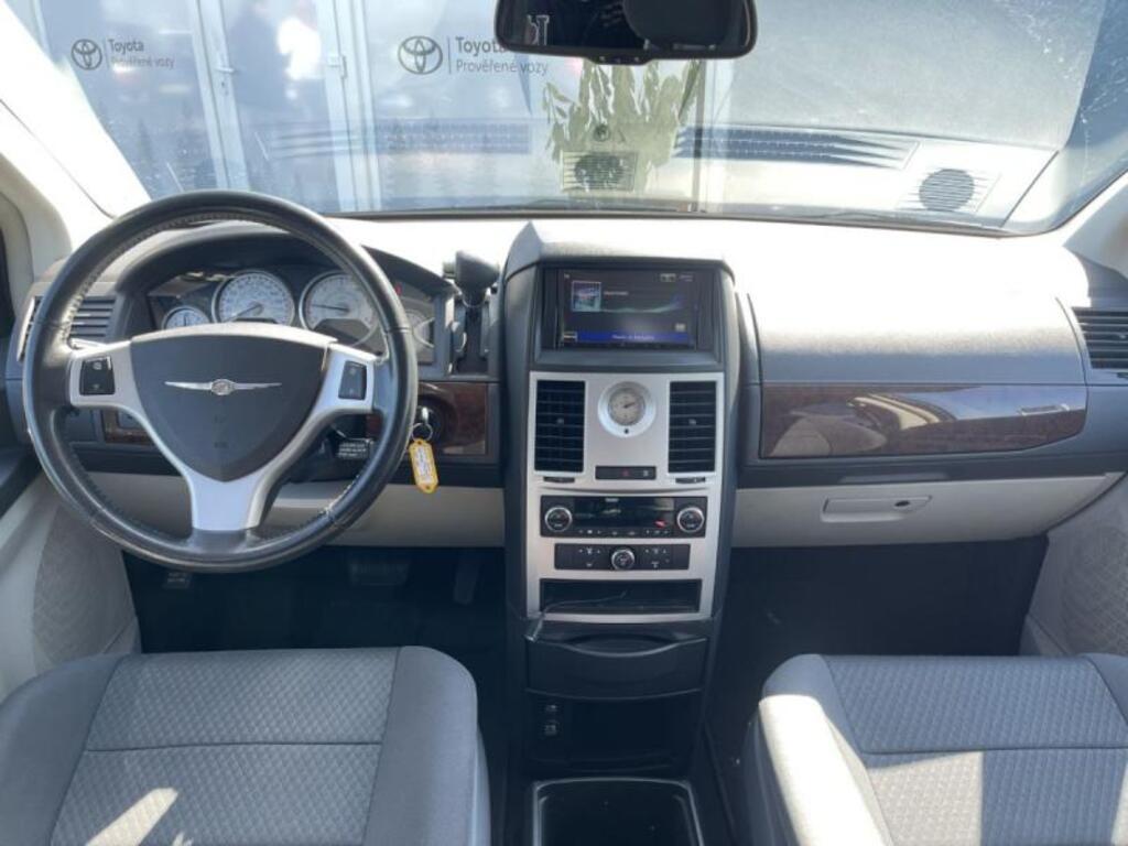 Chrysler Grand Voyager 11