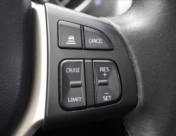 Suzuki Vitara 20