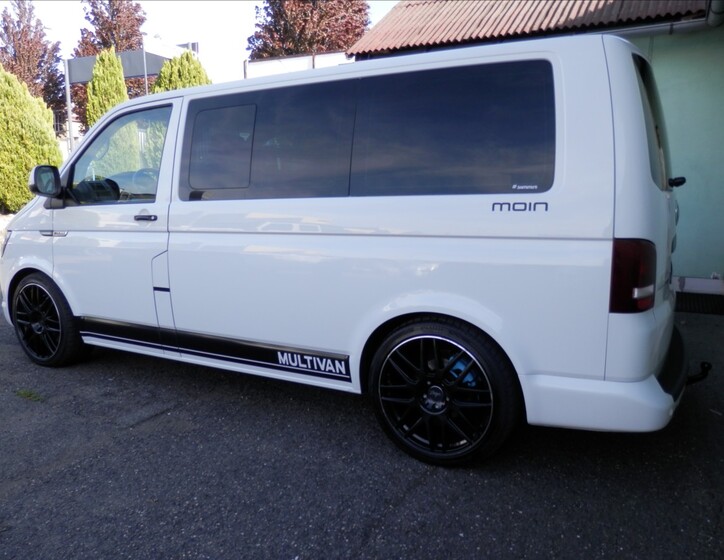 Volkswagen Multivan 6