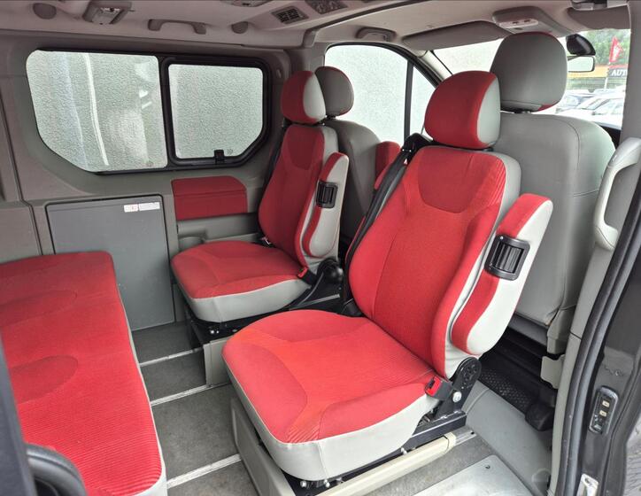 Opel Vivaro 19
