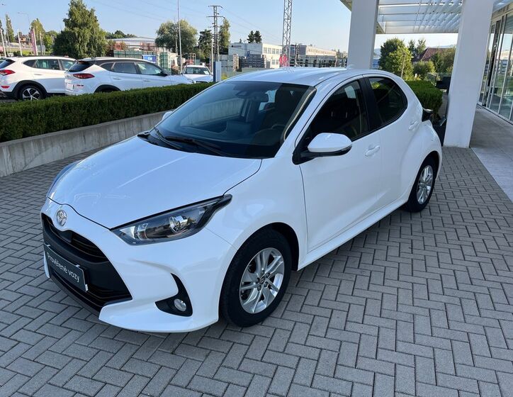 Toyota Yaris 2