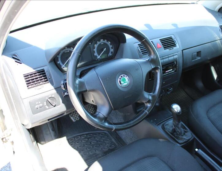 Škoda Fabia 10