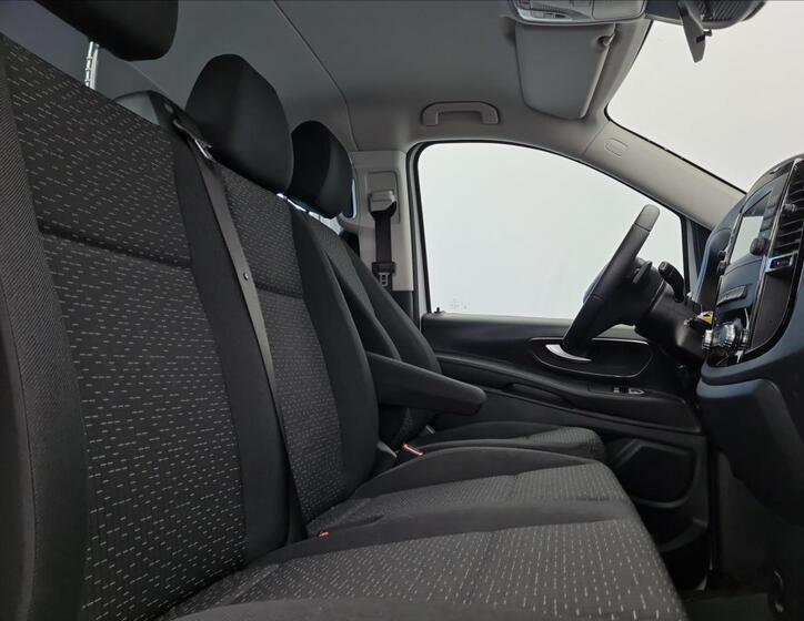 Mercedes-Benz Vito 17