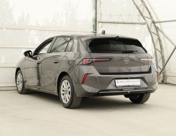 Opel Astra 8