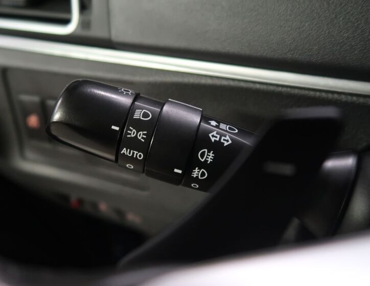 Toyota Verso 28