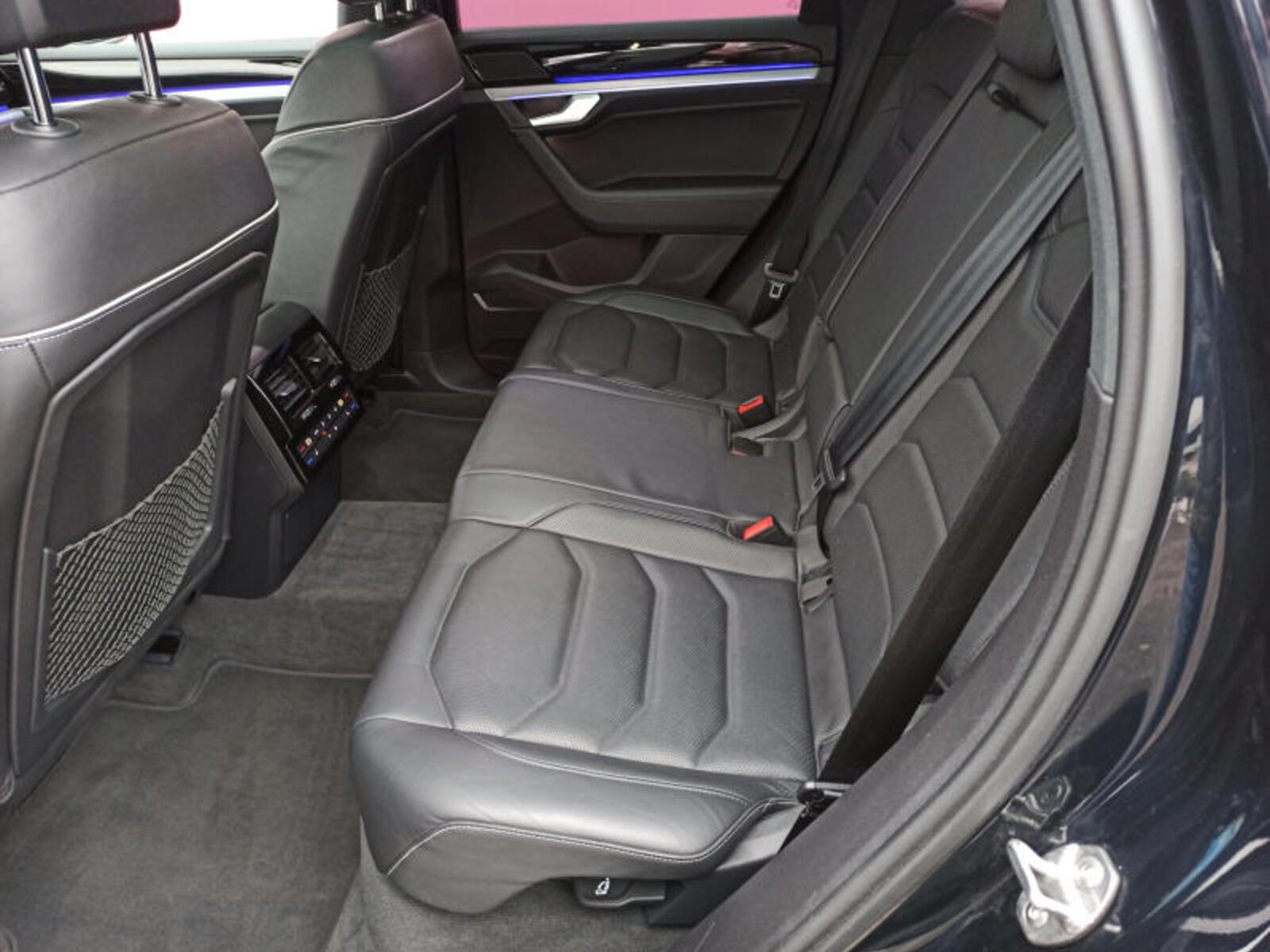 Volkswagen Touareg 10