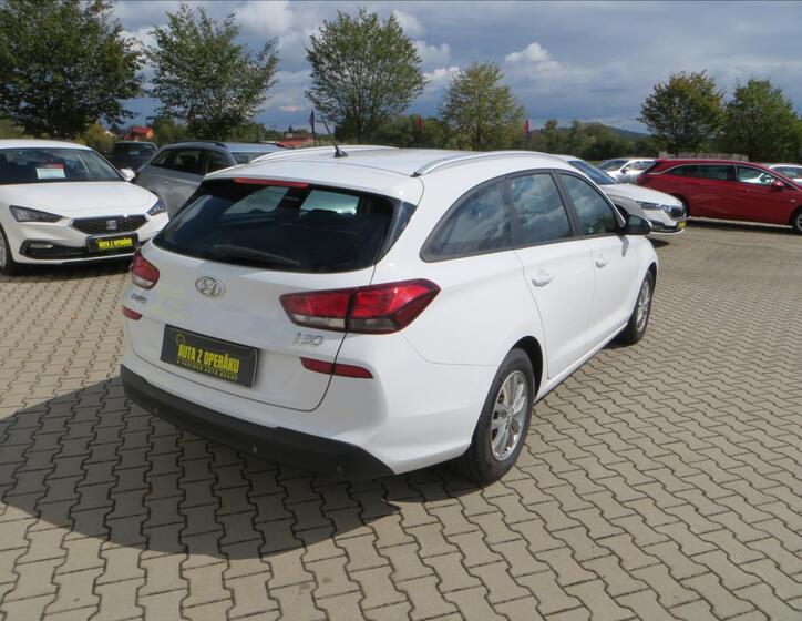 Hyundai i30 8