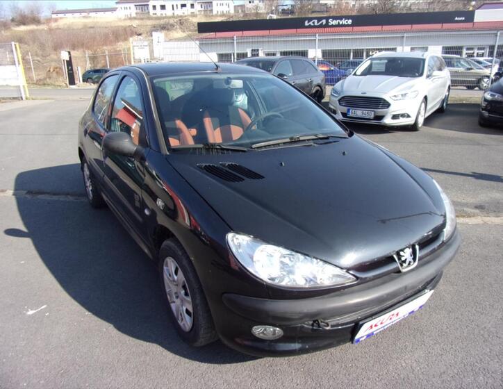 Peugeot 206 1