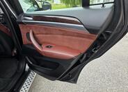 BMW X6 28