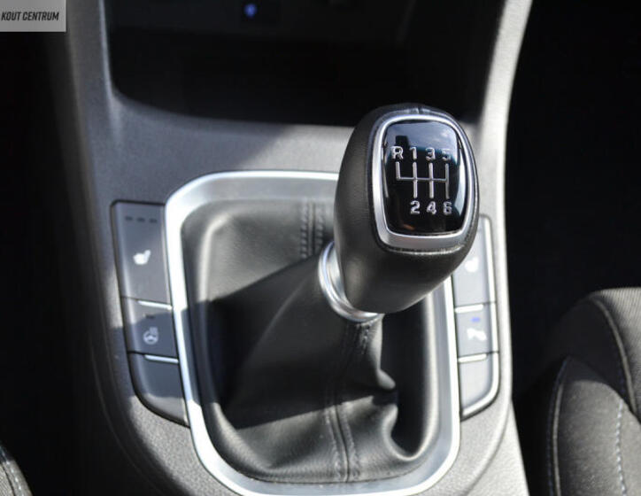 Hyundai i30 20