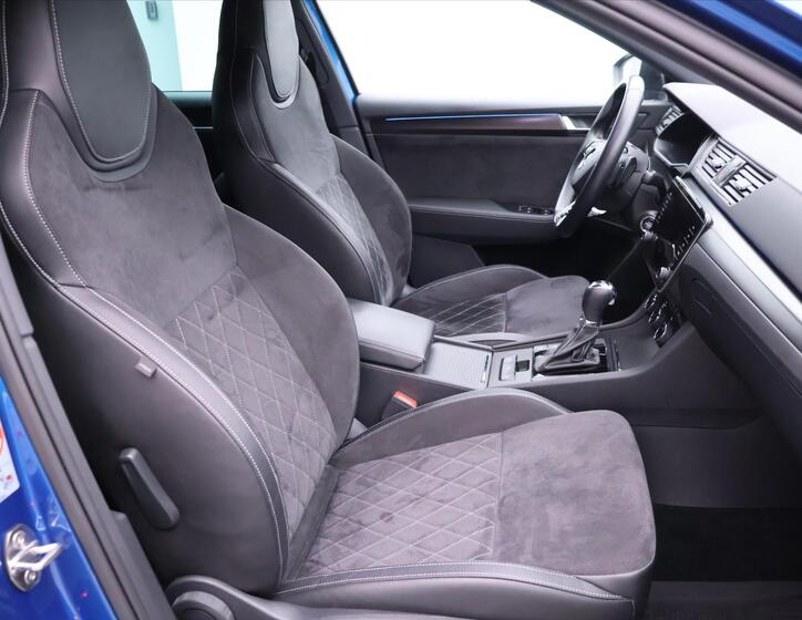 Škoda Superb 15