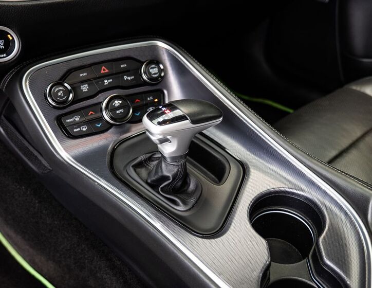Dodge Challenger 15