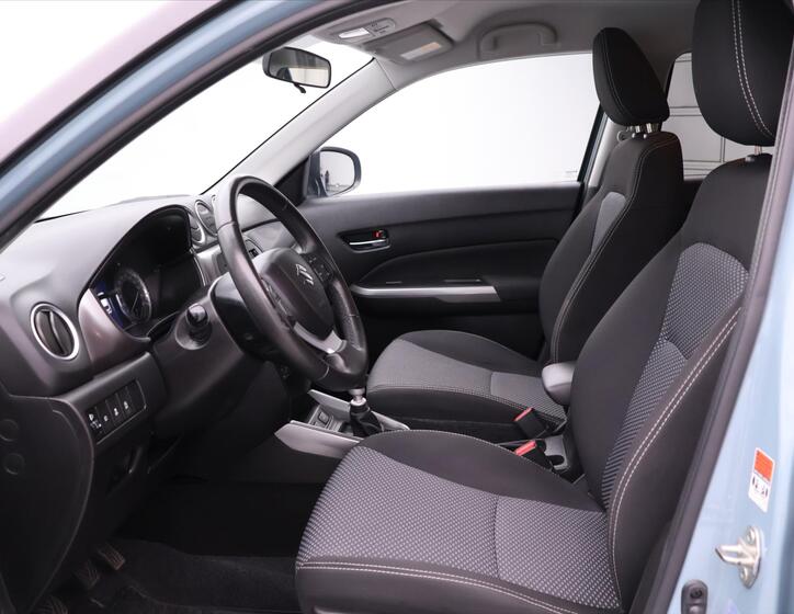 Suzuki Vitara 10