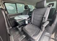 Volkswagen Multivan 13