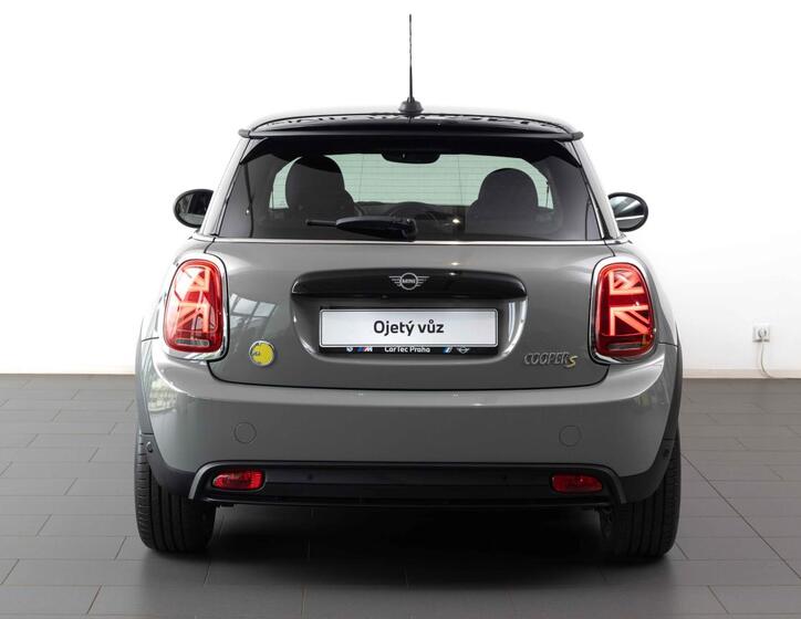 Mini Cooper 4