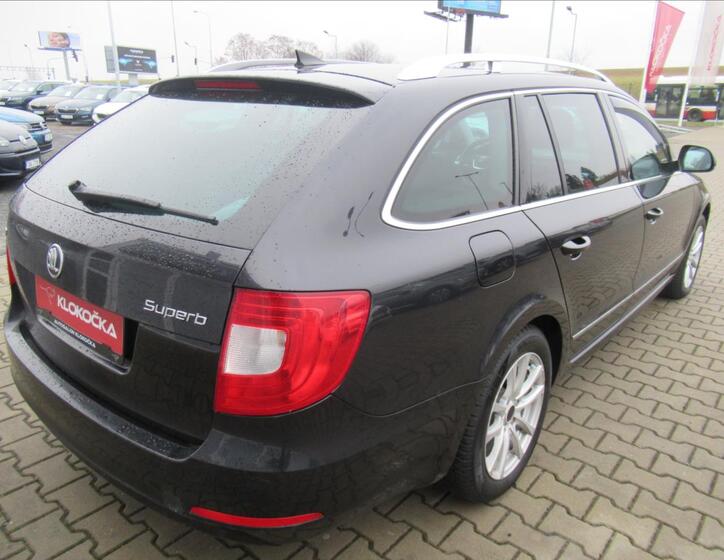Škoda Superb 2