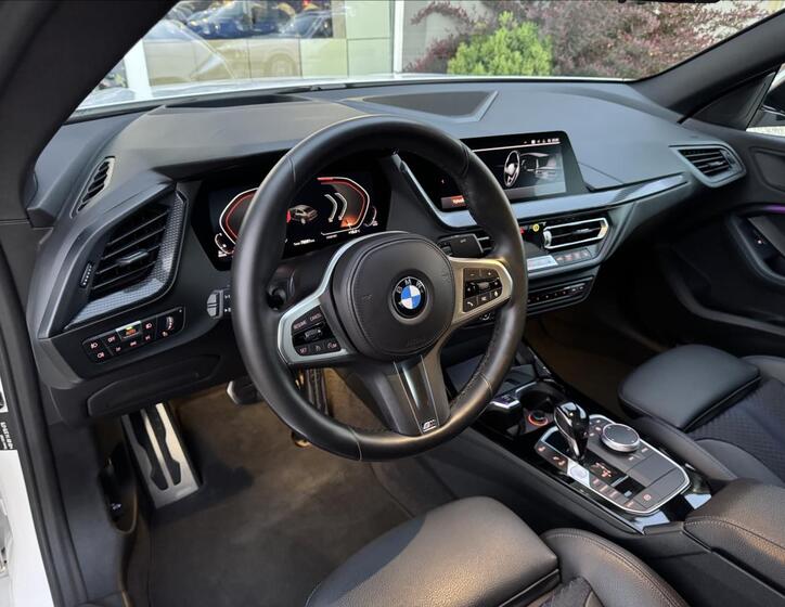 BMW Řada 2 20