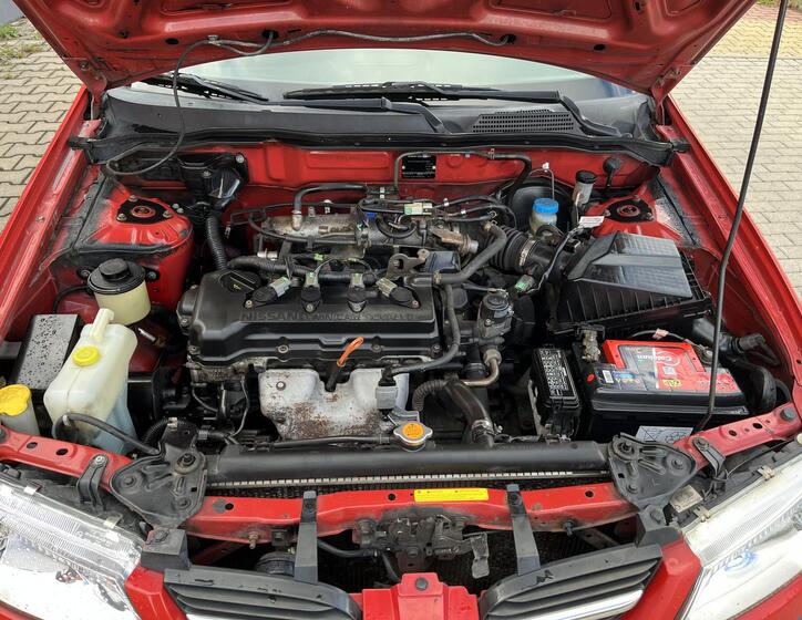Nissan Almera 19
