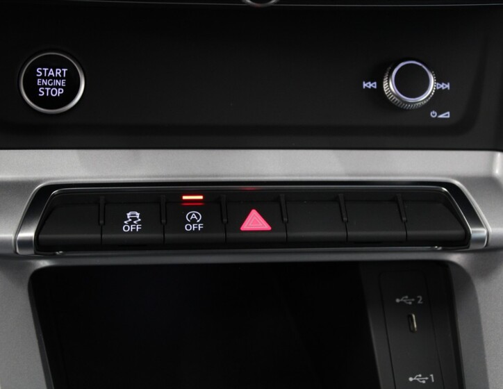 Audi Q3 14