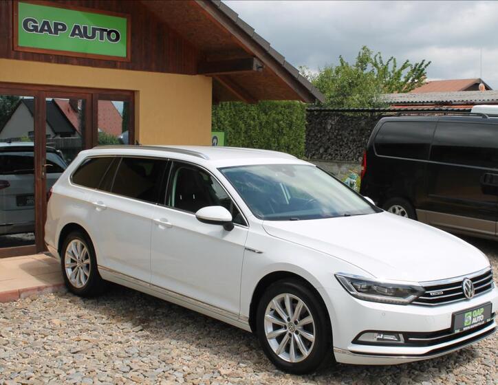 Volkswagen Passat 1