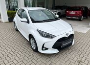 Toyota Yaris 8