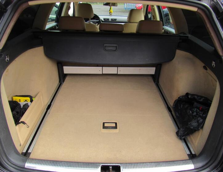 Volkswagen Passat 25