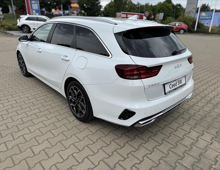 KIA Ceed 5