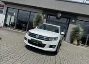 Volkswagen Tiguan 1