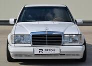 Mercedes-Benz 124 4