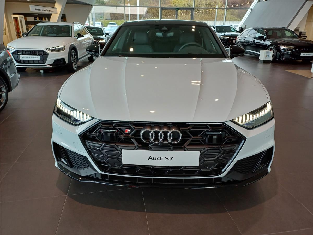 Audi S7