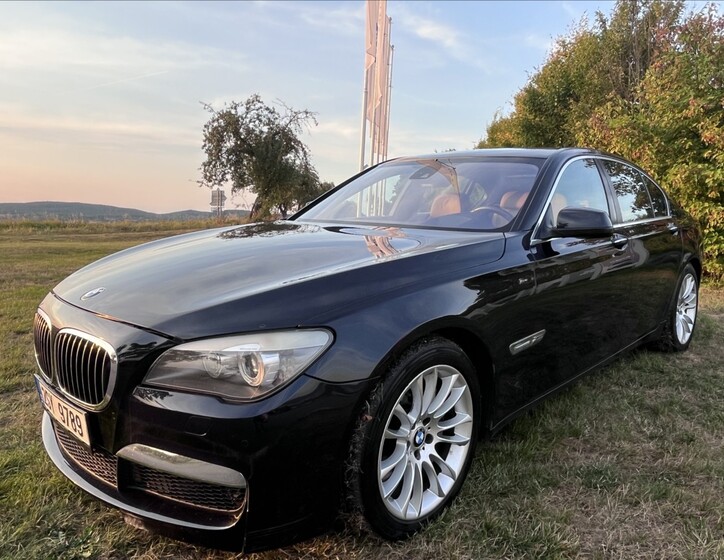 BMW Řada 7 1