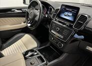 Mercedes-Benz GLE 18