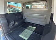 Volkswagen Caravelle 29
