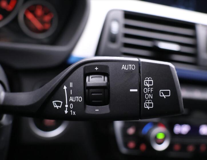 BMW Řada 3 22
