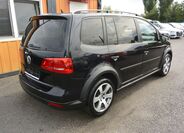Volkswagen Touran 5