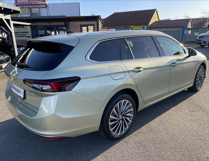 Škoda Superb 5