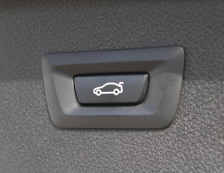 BMW Řada 2 13