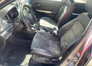 Suzuki Vitara 12
