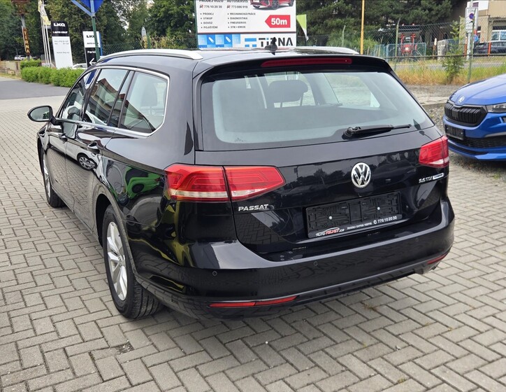 Volkswagen Passat 2