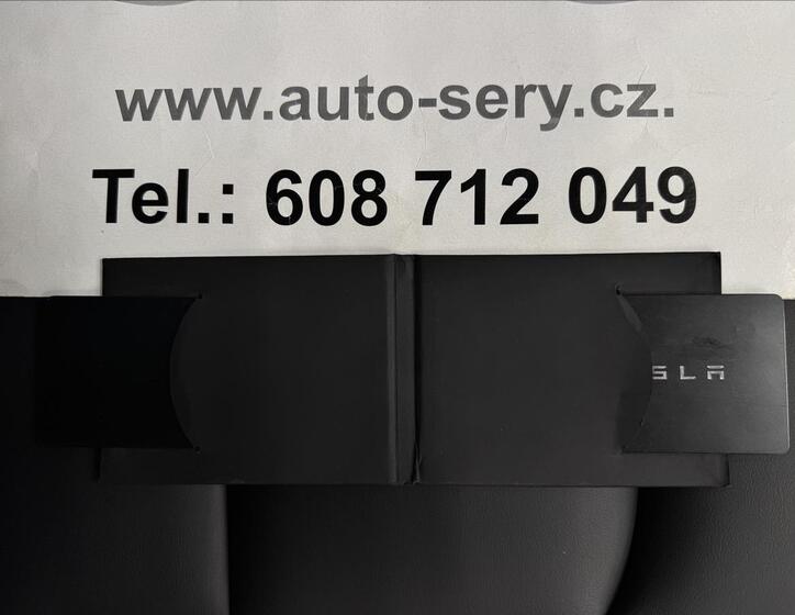 Tesla Model Y 34