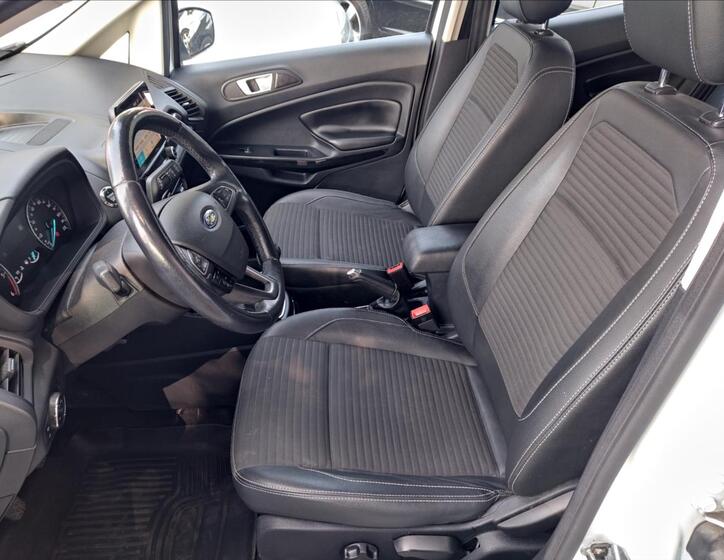 Ford EcoSport 9
