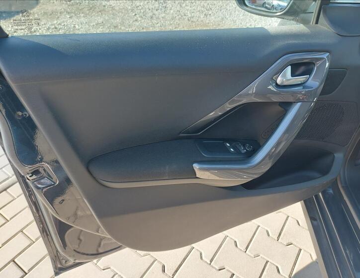 Peugeot 2008 22