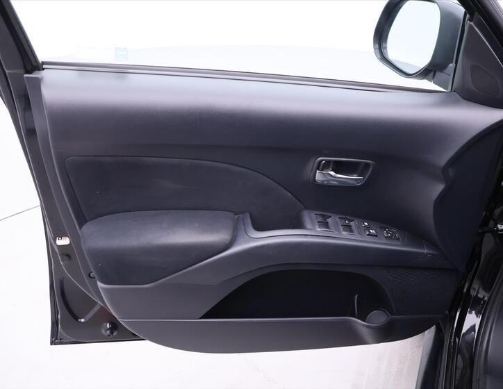 Peugeot 4007 11