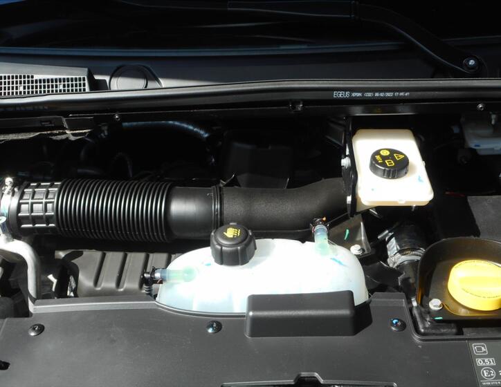 Renault Trafic 33
