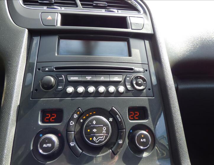 Peugeot 5008 16
