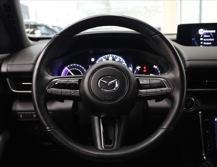 Mazda MX-30 8