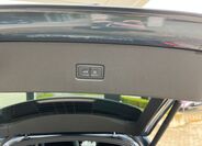 Audi SQ8 32