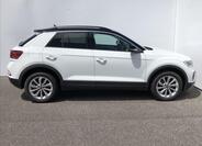 Volkswagen T-Roc 10