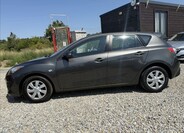 Mazda 3 8